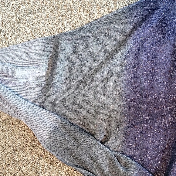 Vintage Blue and Gray Metallic Scarf - Picture 4 of 6